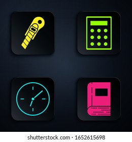Fijar el libro, el cuchillo de diseño, el reloj y la calculadora. Botón cuadrado negro. Vector