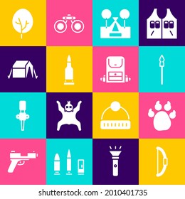 Icono Set Bow, Paw print, lanza medieval, carpa turística, Bullet, árbol y mochila de senderismo. Vector