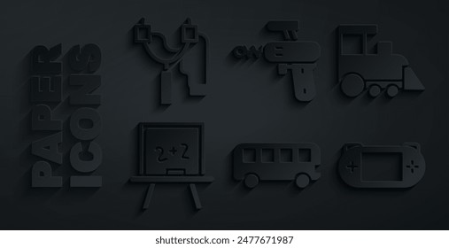 Set Busspielzeug, Spielzeugzug, Tafel, Tragbare Video Spielkonsole, Ray Gun und Slingshot-Symbol. Vektorgrafik