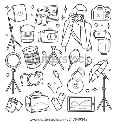 Set of camera and photography doodle hand drawn vector illustration
