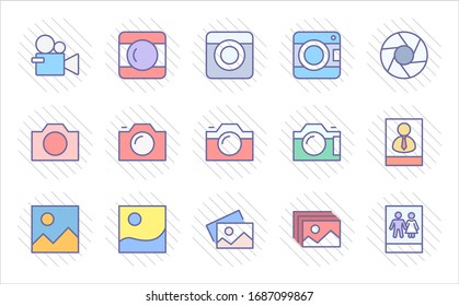 Set of Cameras and photo, vector line icons. Contains symbols of portraits and family photos and much more. Editable Stroke. 32x32 pixels