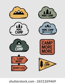 Conjunto de insignias de aventura de camping con nubes, árboles, montañas y diseños de letreros