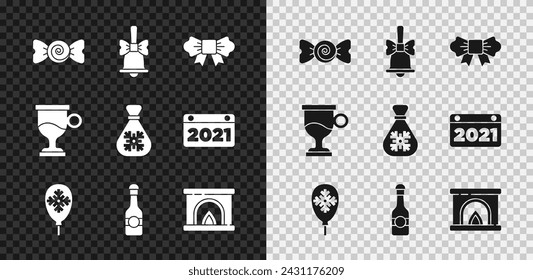 Set Candy, campana de timbre de Feliz Navidad, corbata de lazo, globos con copo de nieve, botella de champán, chimenea interior, vino Mulled e icono de regalo de la bolsa de Papá Noel. Vector