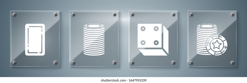 Pon fichas de Casino, dados de juego, fichas de Casino y cartas de Jugar de vuelta. Paneles de vidrio cuadrado. Vector