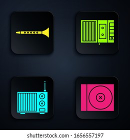 Legen Sie CD- oder DVD-Disc, Klarinette, Radio mit Antenne und Musik-Bandplayer fest. Schwarze Quadrat-Taste. Vektorillustration