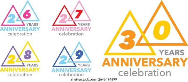 conjunto de comemoração número de aniversário 26 27 28 29 30. os números colocados nos triângulos em um fundo branco. com a palavra ANIVERSÁRIO ANOS celebração.