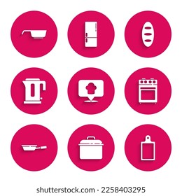 Ponga sombrero de chef con ubicación, olla de cocina, tabla de corte, horno, sartén, hervidor eléctrico, pan de pan y un icono. Vector