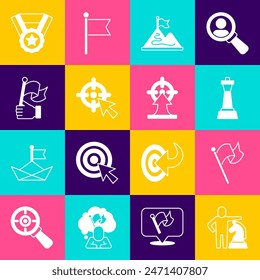 Juego de Ajedrez, Bandera, Montañas con Bandera, Objetivo, Mano sosteniendo, Medalla e icono. Vector