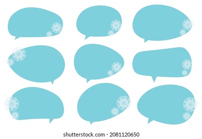 Coloca burbujas de discursos de navidad con copo de nieve sobre fondo blanco. cuadro de chat vector y mensaje de doodle o icono de comunicación Nube hablando por historietas y diálogo de mensajes mínimo