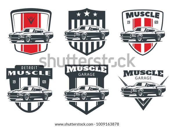 一套经典的肌肉车标志 徽章和徽章隔离在白色背景 老美国车从60 年代 库存矢量图 免版税