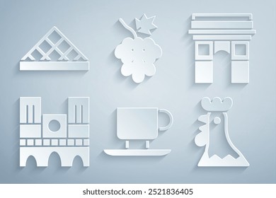 Set Taza de café, Arco del Triunfo, Notre Dame, gallo francés, fruta de uva y el icono del museo del Louvre. Vector