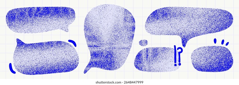 Conjunto de forma azul de colagem para caixa de texto. Adesivo de diálogo de textura grunge gritty amassado. Coleção de bolhas de fala irregulares de vetor.