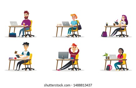 Set Collection Characters Design Studio Students. Professioneller Guy sitzt allein am Tisch und Laptop und trinkt Getränke. Kreatives Mädchen am Tisch arbeitet bei Laptop. Vektorillustration Illustration.