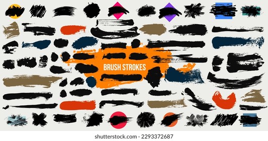 Conjunto de colores y pintura negra, trazos de pincel de tinta, pinceles, líneas, gruñido. Elementos de diseño artístico sucio, cajas, marcos. Ilustración vectorial. Aislado sobre fondo blanco. Dibujo a mano libre.
