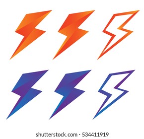 Conjunto de emblemas coloridos del relámpago. Juego de señales de luz