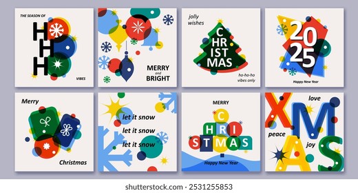 Conjunto de tarjetas coloridas creativas, volantes, carteles para el año Nuevo 2025. Diseño de números. Navidades saludos. Estilo plano minimalista moderno. Colores brillantes. Cajas de regalo, campanas, árboles de Navidad.