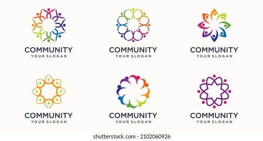 conjunto de plantillas de diseño de logotipos de iconos de trabajo en equipo de color creativo. Equipo de cuatro personas juntos icono aislado