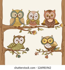 Set of cute hand drawn owls. Vector illustration