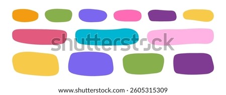 Set of cute shapes in doodle style. Organic forms for text boxes, tags, speech or message bubbles isolated on white background. Hand drawn asymmetric geometric figures. Vector flat illustration.