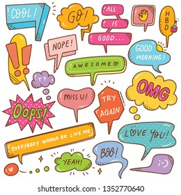 Set of cute speech bubble in doodle style 