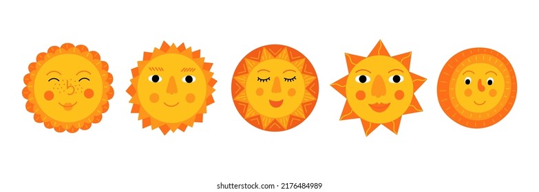 Conjunto de preciosos soles con la cara aislada en un fondo blanco. Colección de sol infantil.