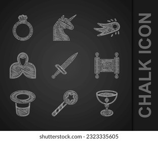 Set Dagger, Magic Zauberstab, mittelalterliche Kugel, Scroll, Hut, Mantle, Umhang, Kap, Fireball und Stein Ring mit Edelsteinsymbol. Vektorgrafik