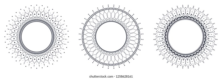 Set of decorative round frames for design with abstract floral pattern. Circle frame. Templates for printing postcards, invitations, books, for textiles, engraving, wooden furniture, forging. Vector