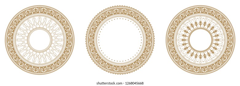 Set of decorative round frames for design with abstract floral pattern. Circle frame. Templates for printing postcards, invitations, books, for textiles, engraving, wooden furniture, forging. Vector