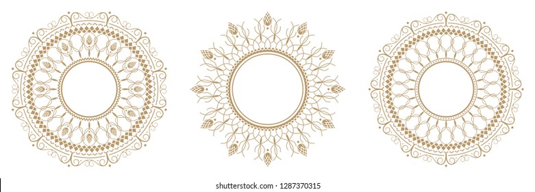 Set of decorative round frames for design with abstract floral pattern. Circle frame. Templates for printing postcards, invitations, books, for textiles, engraving, wooden furniture, forging. Vector