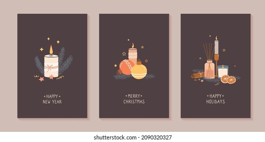 Conjunto de diferentes tarjetas de navidad, plantillas. Decoración de árboles de Navidad, velas y accesorios de aroma. Preparación de la celebración de Navidad y Año Nuevo 2022. Estilo de moda vectorial