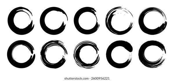 Set different circle brush strokes, hand drawn paint brush circle logo frame – for stock.	