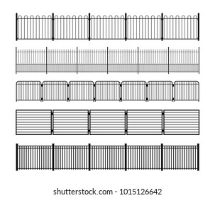 Conjunto de diferentes silhuetas de cerca de metal modular simples. Elementos de vedação metálica sem costura horizontal. Silhuetas de esgrima preta de metal de construção, ferro forjado ou aço. Escovas vetoriais incluídas.