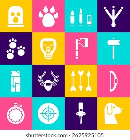 Perro, arco, señal de tráfico de carretera, bala y cartucho, cabeza de oso en el escudo, impresión de la pata, pasamontañas y icono de hacha de madera. Vector
