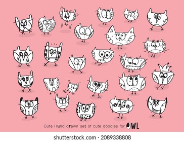 Conjunto de búhos de dibujos animados de doodle con diversas emociones,Various Cute Owl Doodle Collection, dibujado a mano, Cute doodle