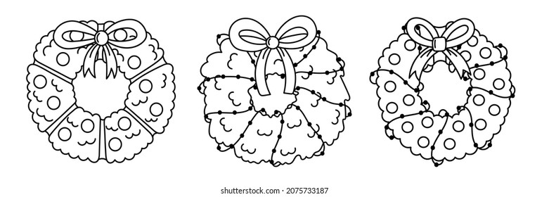 Set of doodle christmas wreath with pattern for decoration, design of cards, invitations