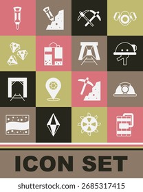 Conjunto de dinamita, casco de minero, pico, entrada, piedra preciosa, martillo neumático de construcción e icono. Vector