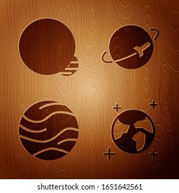 Setzen Sie Erdkugel, Planet, Planet und Planet auf Holzhintergrund. Vektorillustration