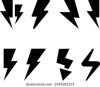 Conjunto de relámpago eléctrico, perno de trueno.  Símbolo de destello, rayo. Sencillo signo de impacto de rayo. Vector de Iconos de Iluminación de Trueno Negro.  