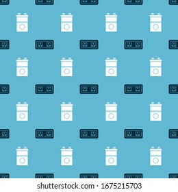 Ajuste la toma eléctrica y la batería de Camión en un patrón transparente. Vector
