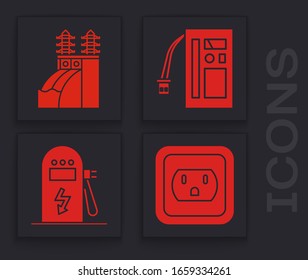 Coloque el tomacorriente eléctrico en los EE.UU., la central nuclear, la batería y el icono de la estación de carga de camión eléctrico. Vector