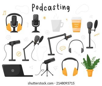 Un conjunto de elementos para podcasting, blogueo. Micrófono, auriculares, taza de café, taza, micrófono en el mostrador. Ilustraciones vectoriales en un estilo de dibujos animados planos aislados en un fondo blanco