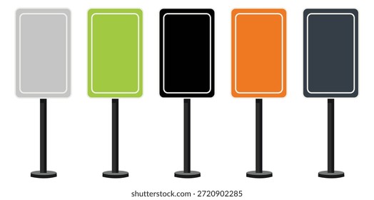 Un conjunto de cinco coloridos carteles en blanco con bordes blancos, perfecto para mostrar mensajes personalizados o direcciones. Esta Ilustración vectorial plana presenta signos grises, verdes, negros, naranjas y azules en los postes negros para un uso versátil del diseño.
