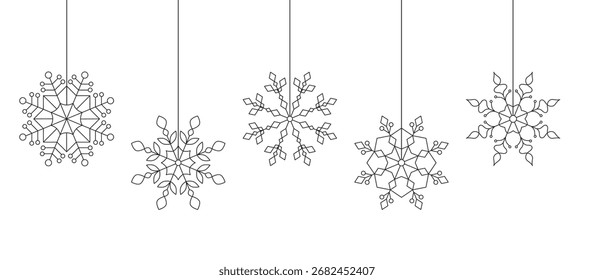Conjunto de cinco copos de nieve de contorno colgante detallado