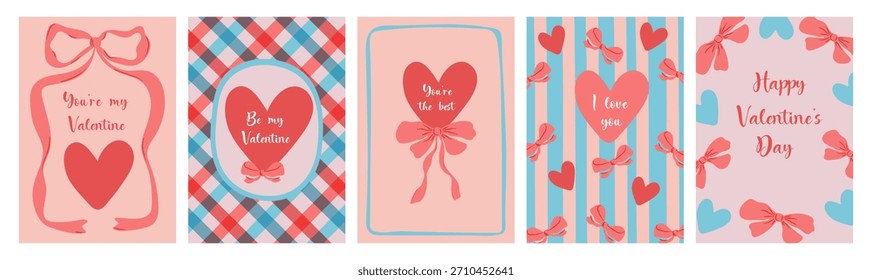 Un conjunto de cinco diseños de tarjetas de felicitación de San Valentín con corazones, lazos y mensajes románticos. Ilustraciones modernas perfectas para las vacaciones.