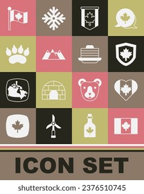 Bandera de Canadá, bandera con forma de corazón, en escudo, Pennant, Montañas, huella de pata de oso e icono de tortitas de la pila. Vector