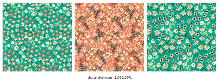 Set of floral pattern in millefleurs style. Seamless pattern, romantic print with summer, spring field, meadow. Liberty composition of various small hand-drawn flowers, leaves. Vector illustration.