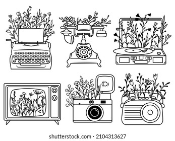 Conjunto de tecnología vintage floral. Colección de tecnología antigua con teléfono retro de flores, tecnología vinílica, máquina de escribir, radio boombox, etc. Vector ilustración de la vieja técnica con flores corona.