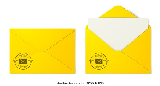 Conjunto de sobres de correo amarillo plegados y desplegados con un sello de servicio postal aislado en el fondo blanco. Burla de vector de carpeta postal.