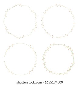 Conjunto de cuatro delicados y elegantes coronas florales verdes con objetos de bolas de melocotón claro aislados sobre fondo blanco.