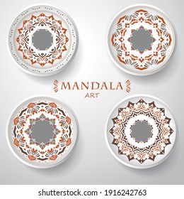 Satz von vier Tellern mit elegantem Stammesverzierung. Rund Spitzen-Ornament, Mandala, für Gruß, Einladungskarte oder Cover. Ethnische Motive. Vektorgrafik